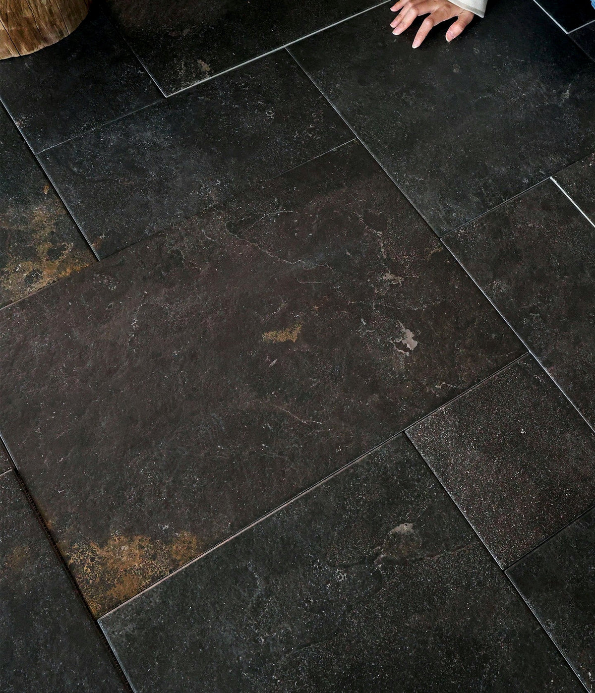 Black gold limestone look jingzhuan style stone look tile 200x200mm
