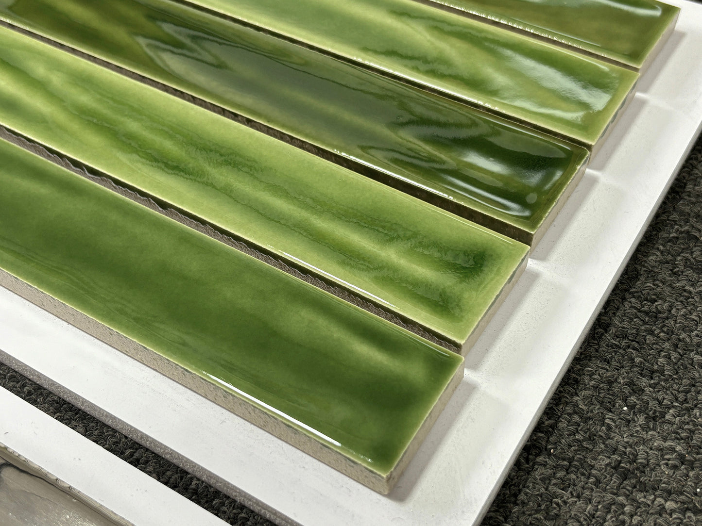 Handmade Kiln-fired Brick 40x250mm - Per Square Meter (100pcs) - Emerald Green Gradient Finish N42510
