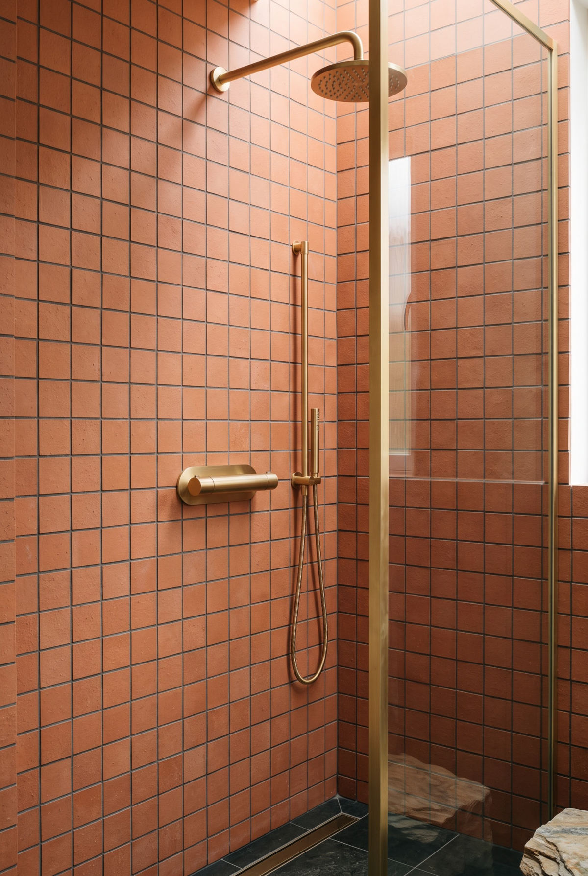Square Clay terracotta mosaic tile installed - YH48005